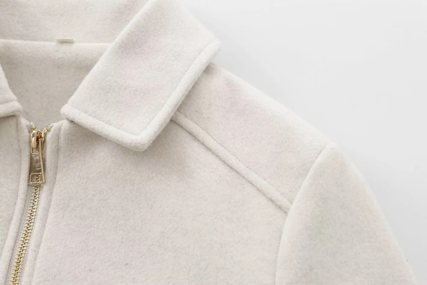 Veste Zippée Femme – Manteau Court Élégant d’Hiver