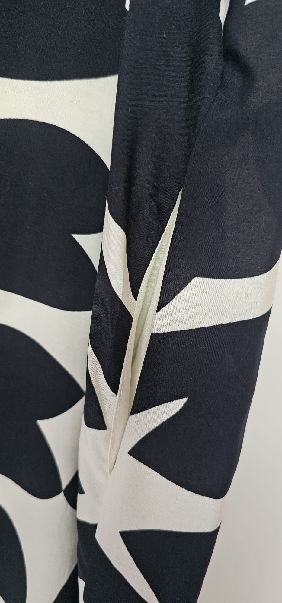 AVP PASSION Robe longue trapèze femme été col V manches courtes graphique lettres