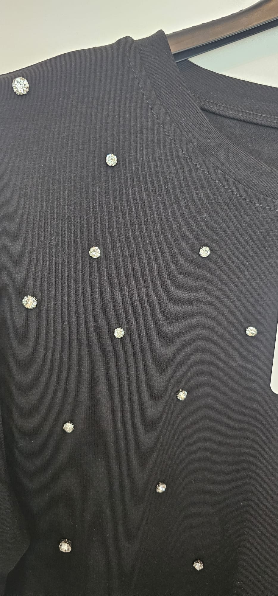 T-shirt Femme Perles – Noir – 100% Coton – Élégant et Décontracté – Taille Unique