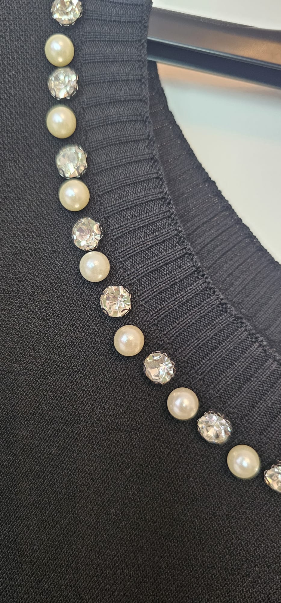 Haut Maille Perlée Femme – Noir – Style Court Chic – Taille Unique