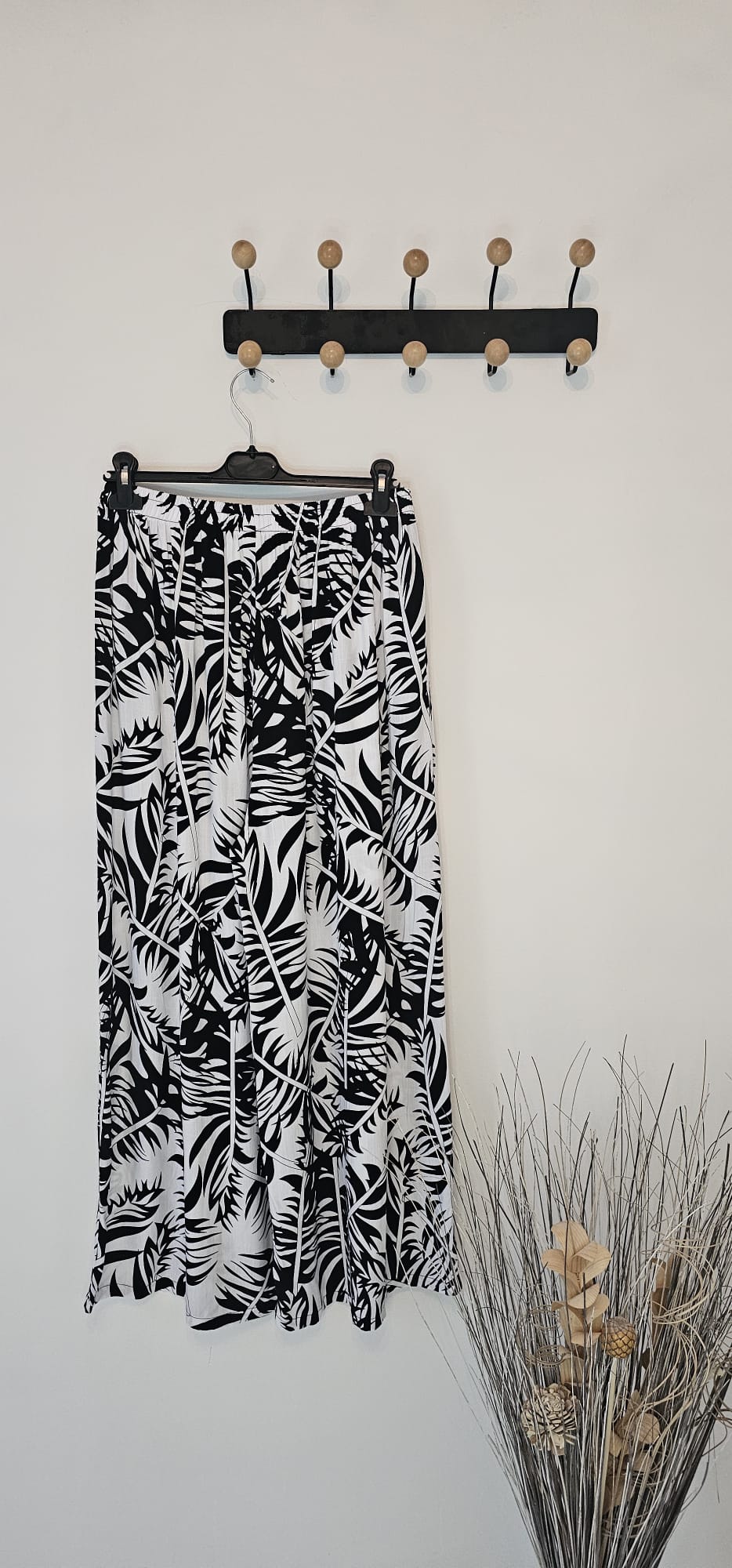 AVP PASSION Pantalon fluide femme bohème taille basse à motifs feuilles noir blanc