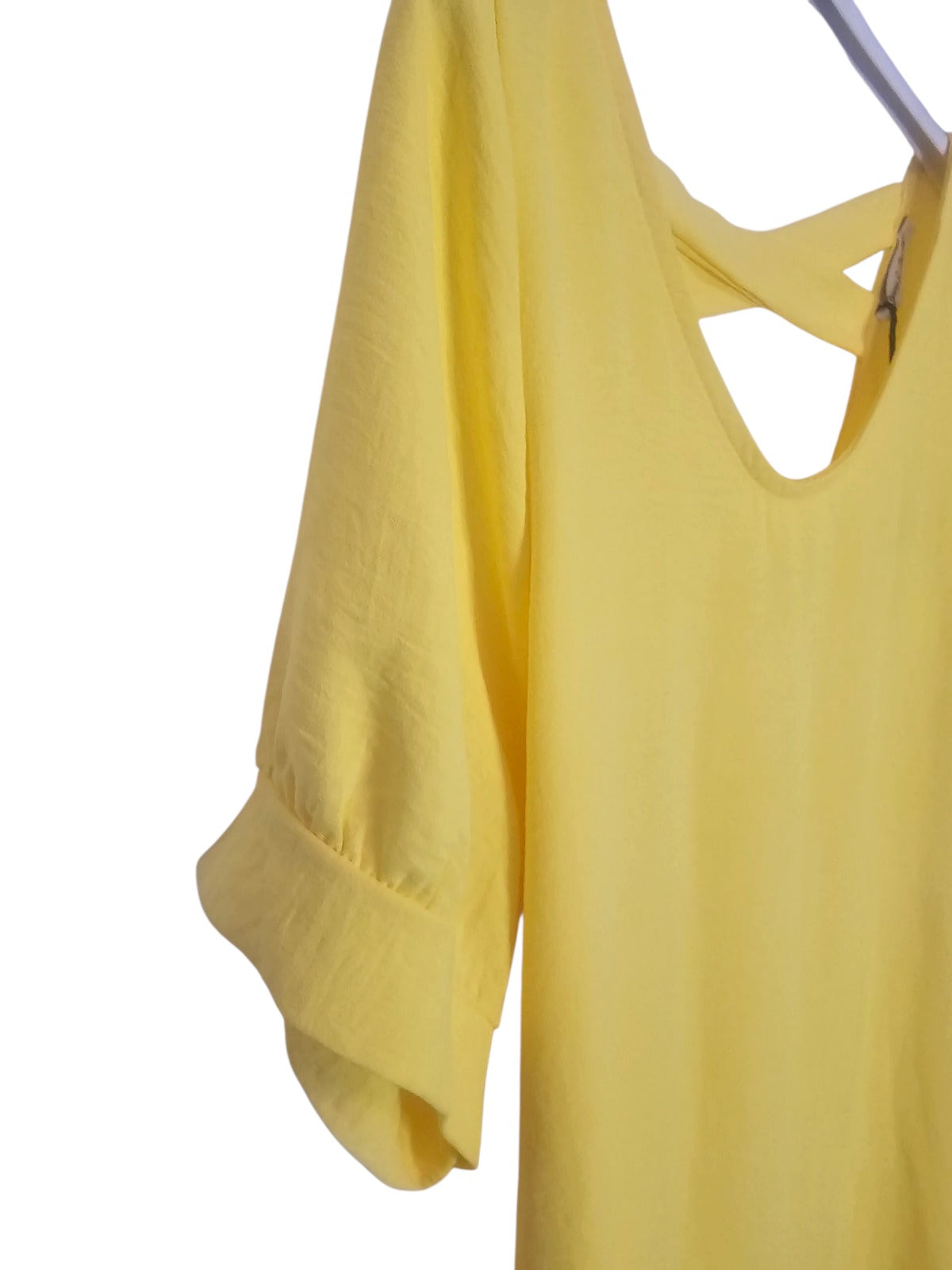 AVP PASSION-Robe Jaune Fluide Femme avec Ceinture – Taille Unique – Dos Croisé