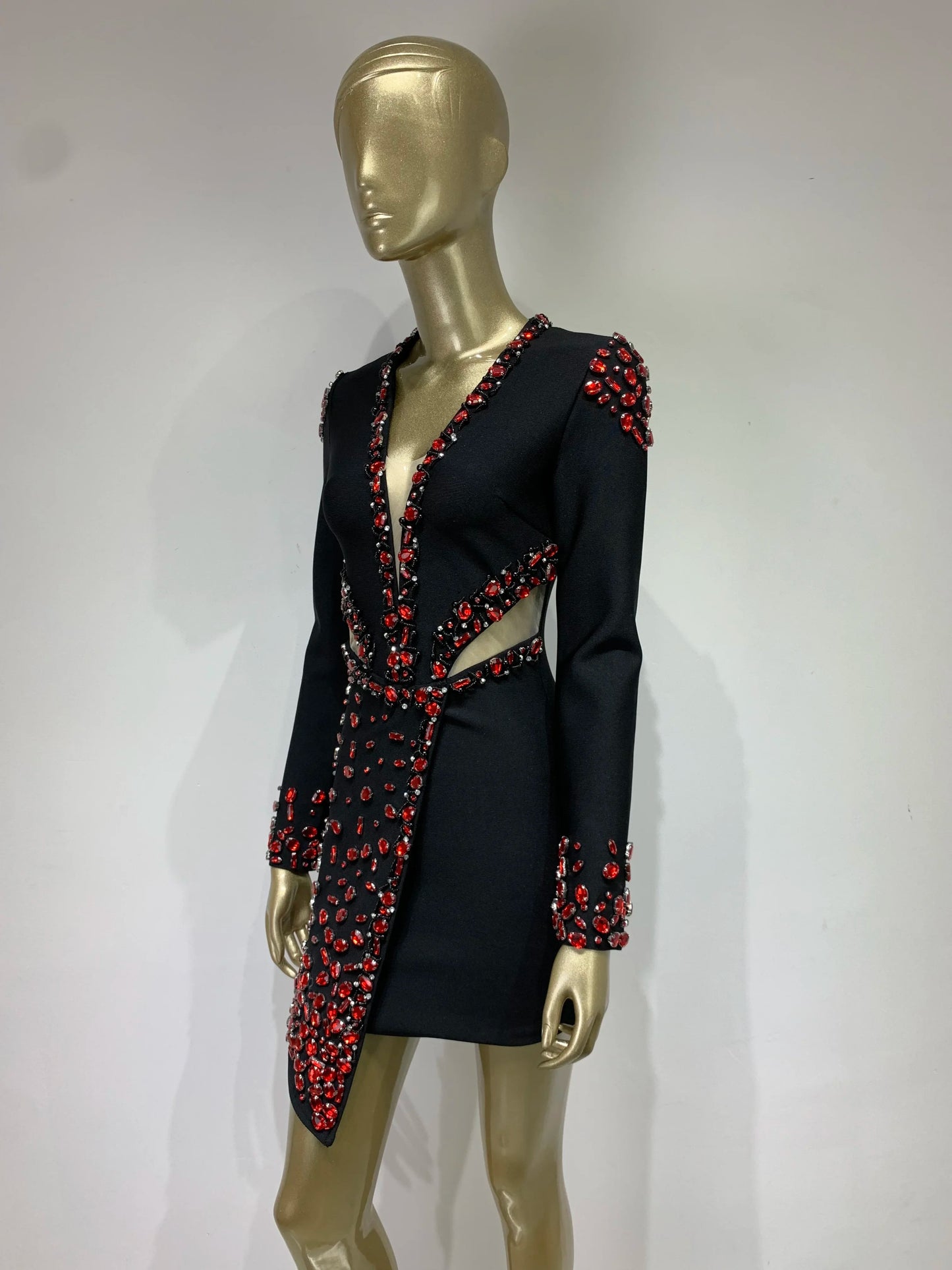 AVP PASSION: Celebrity V-Neck Rhinestone Black Mini Dress