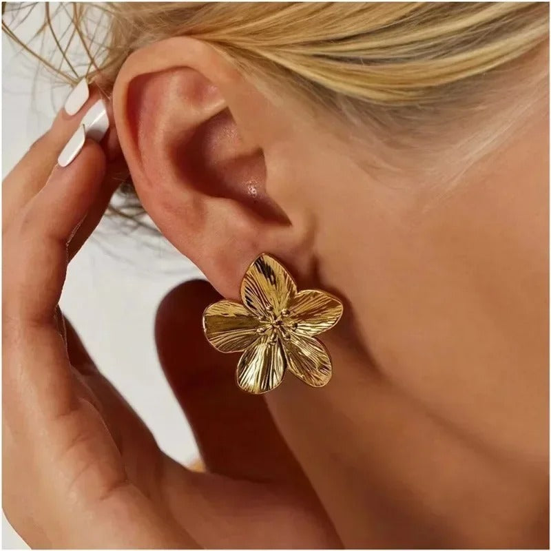 AVP PASSION – Boucles d’Oreilles Fleur Acier Inoxydable