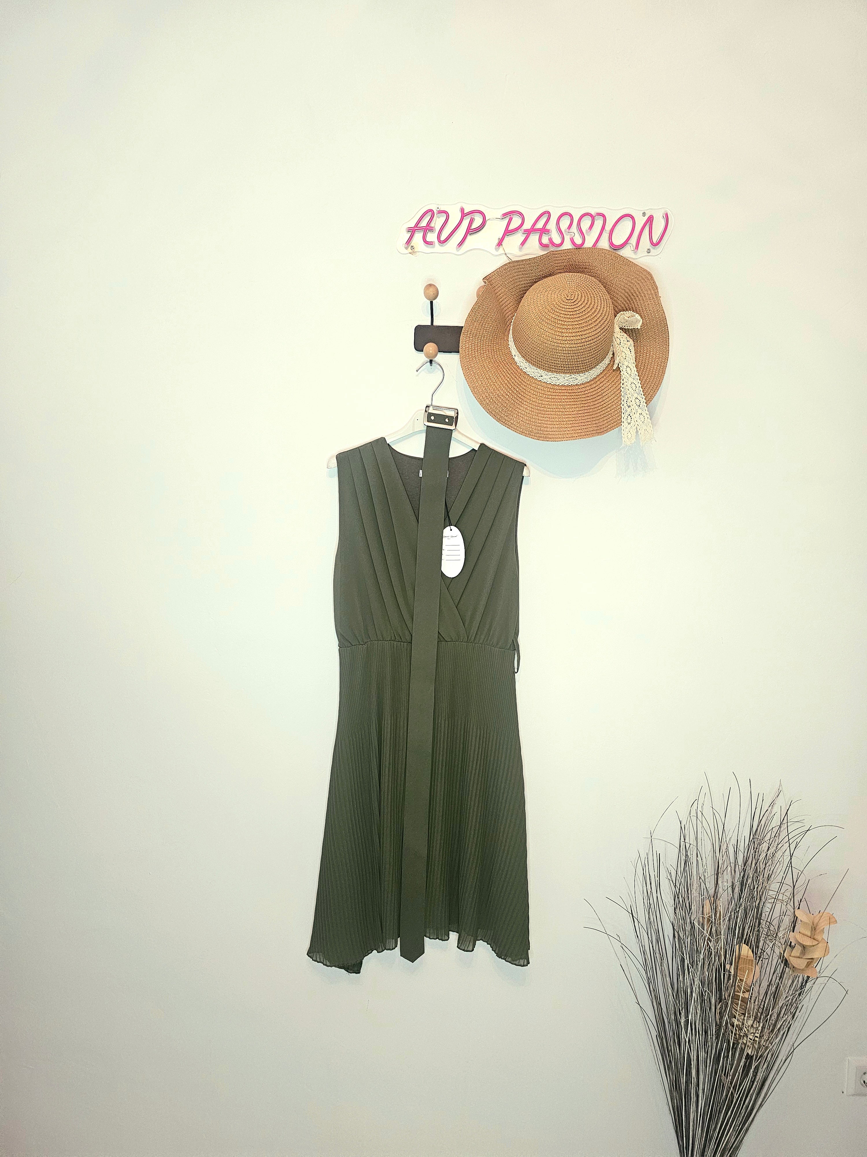 AVP PASSION Robe kaki femme plissée ceinturée polyester S-XL élégante