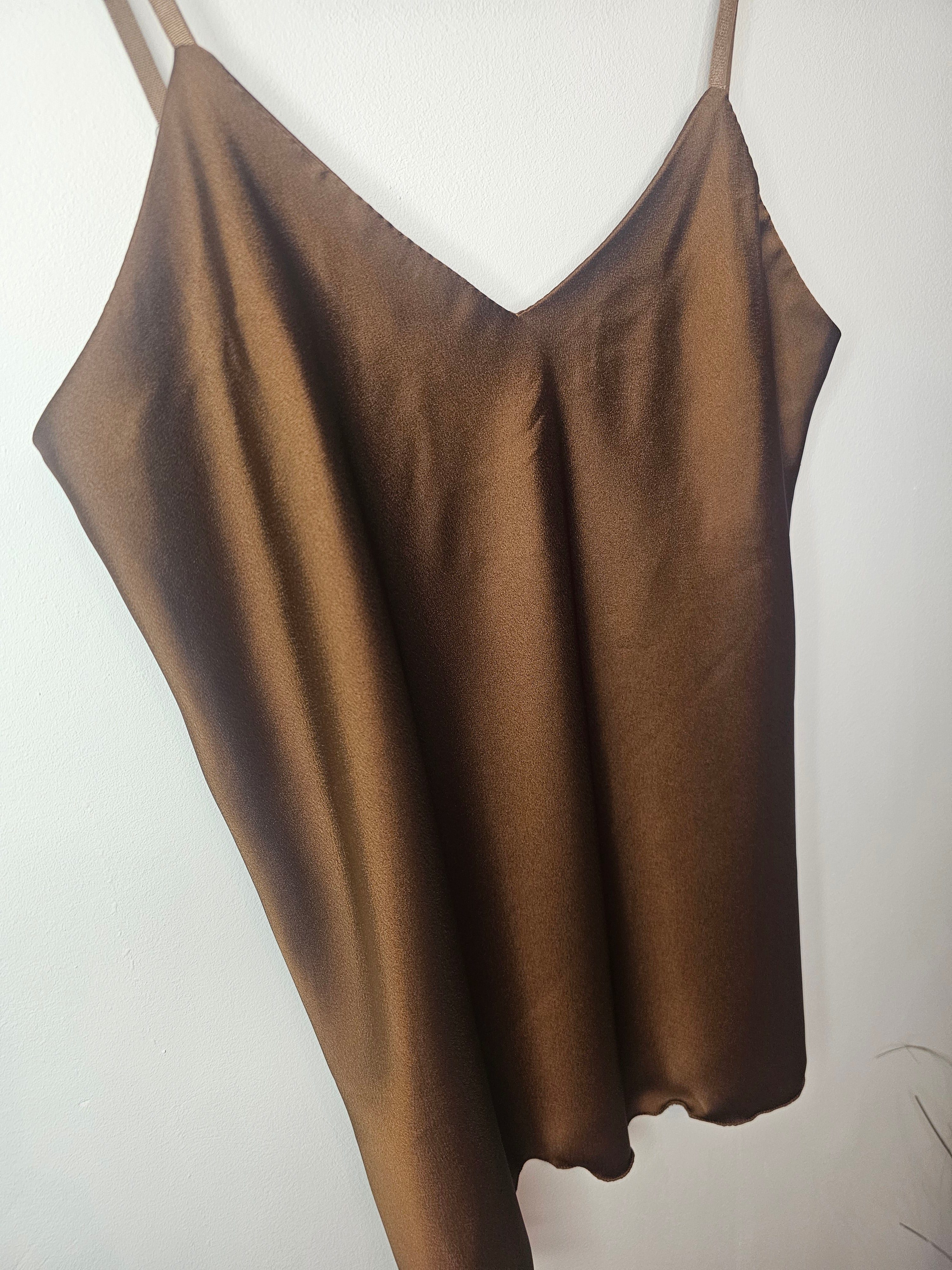 AVP PASSION Top satiné femme été marron col V sans manches