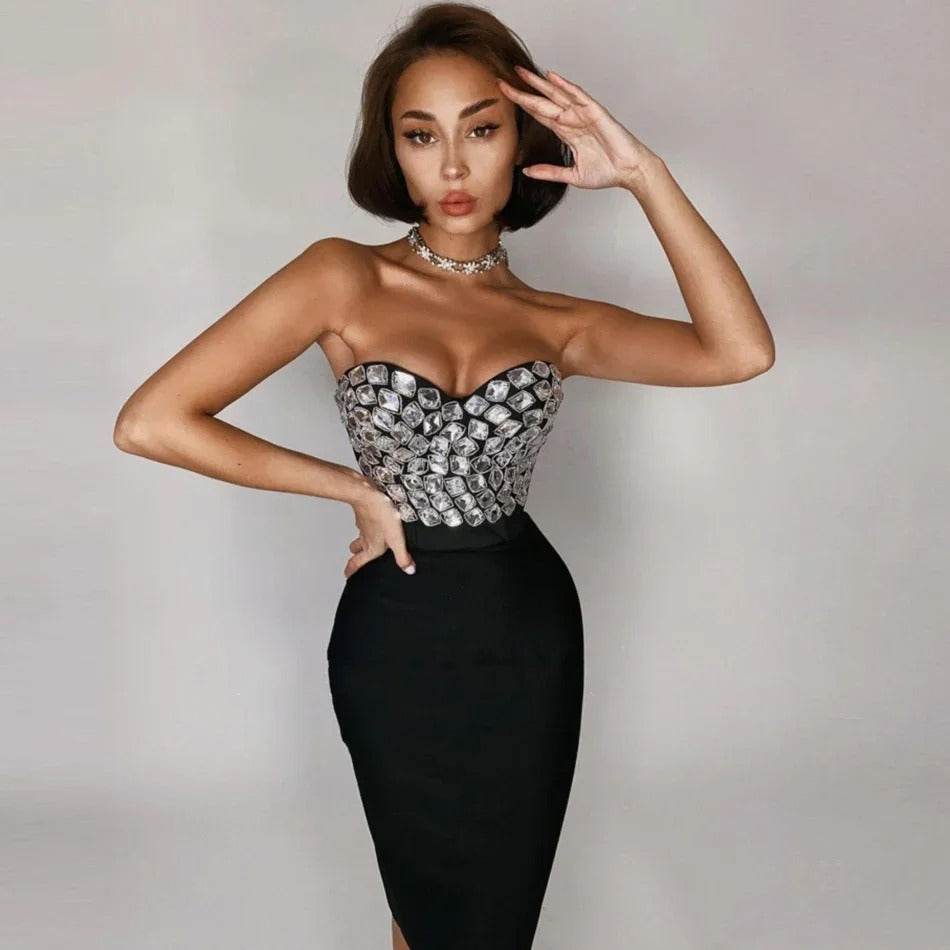 AVP PASSION: Hand-Beaded Red Two-Piece Bandage Set