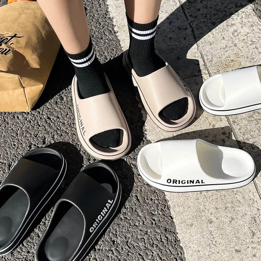 AVP PASSION: Anti-Slip Letter Print EVA Slides