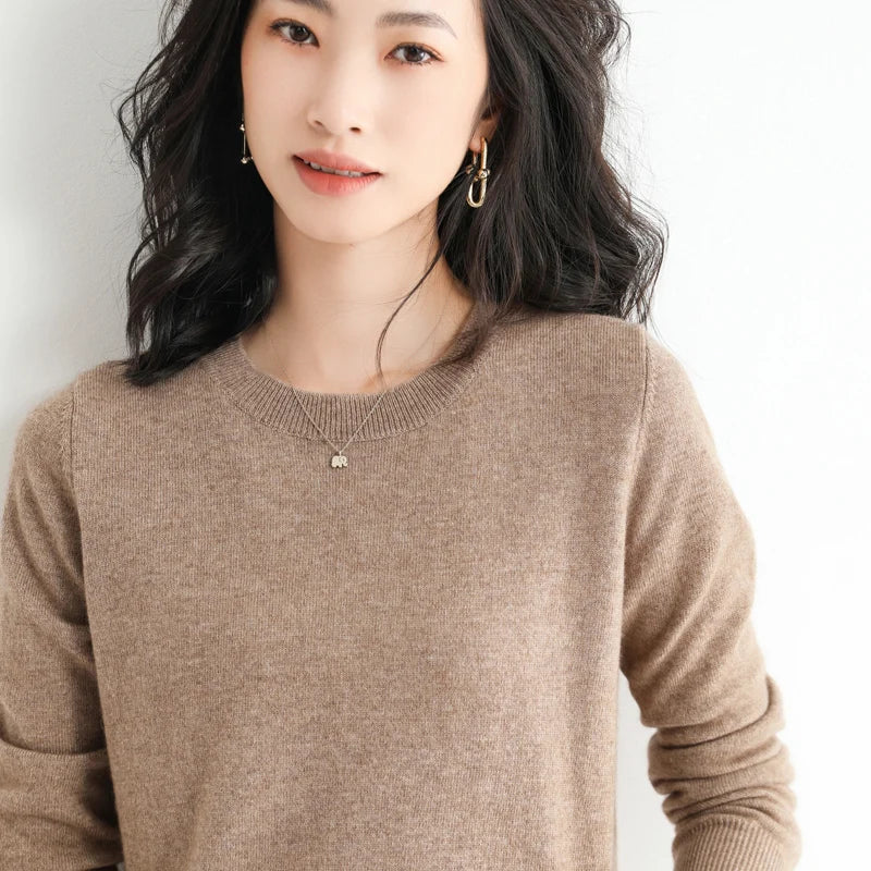 Pull Femme Cachemire & Laine – Col Rond Classique Hiver 2025