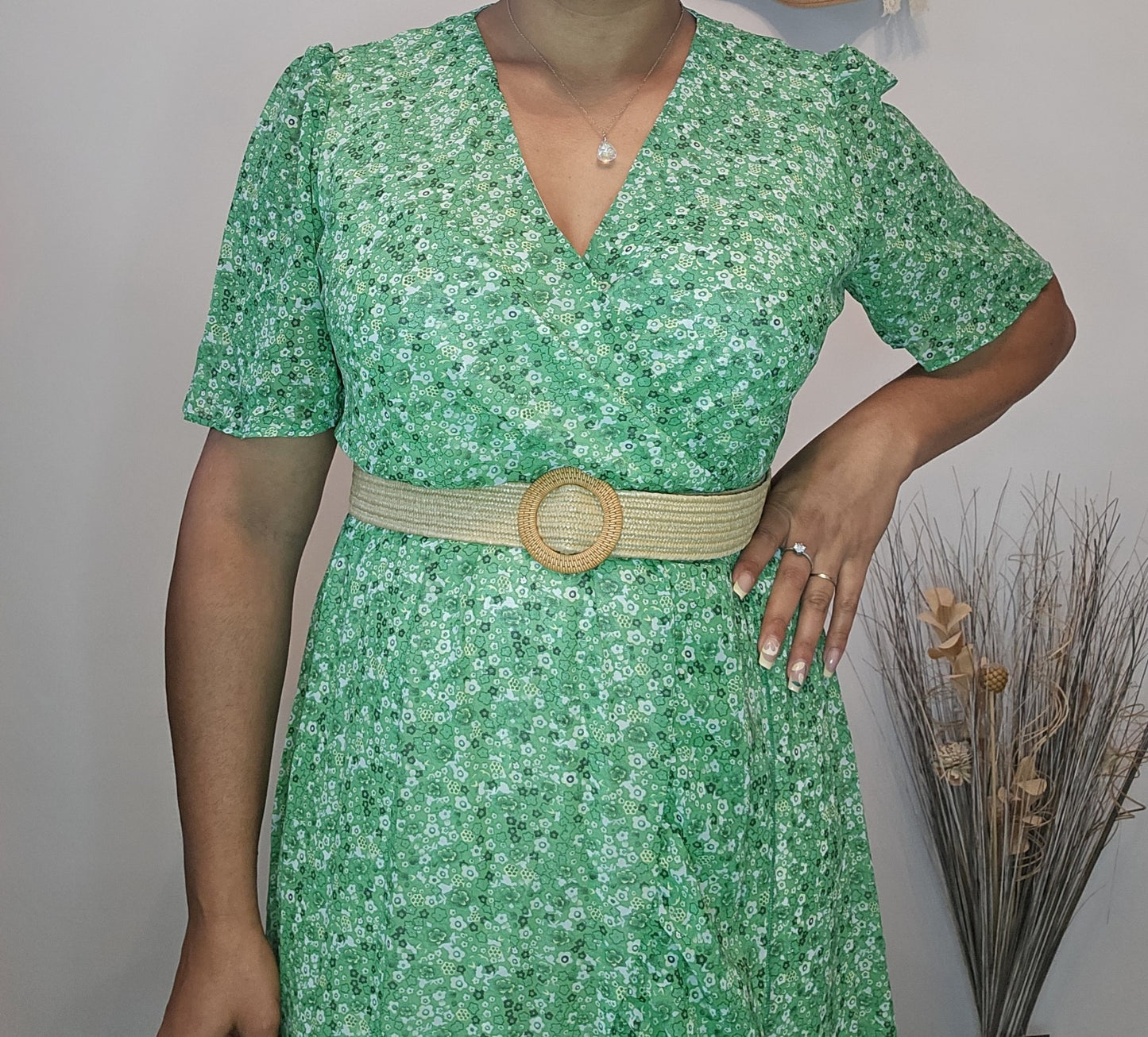 AVP PASSION Robe Portefeuille Longue Verte à Fleurs Élégante et Fluide