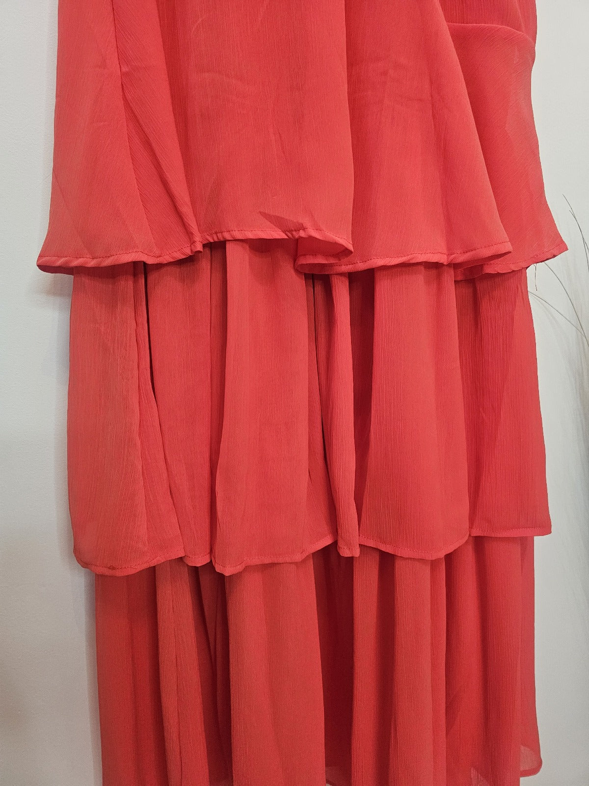 Robe Orange Longue à Volants Look Bohème Chic Été 2025 pour Femme Style Élégant et Tendance