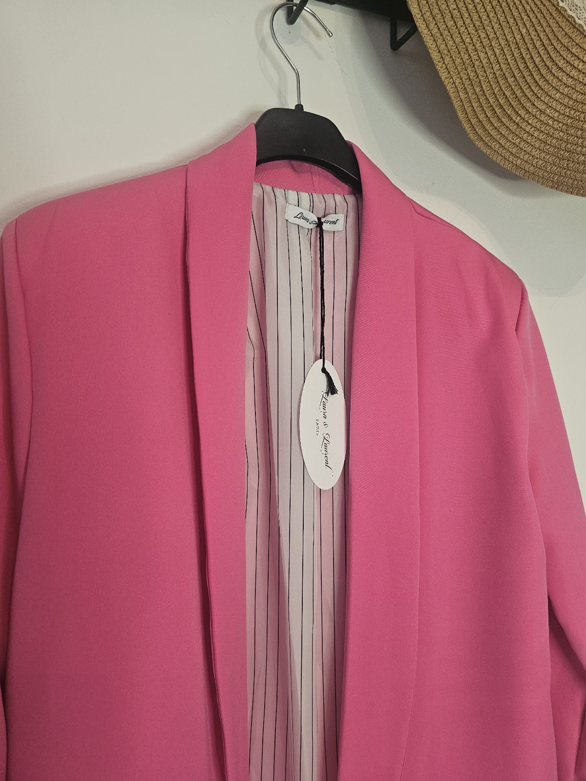 Blazer Femme Élégant Rose Poudré à Manches Longues Coupe Droite avec Doublure Rayée & Fausses Poches Avant – Tissu Léger et Confortable – Look Chic Décontracté