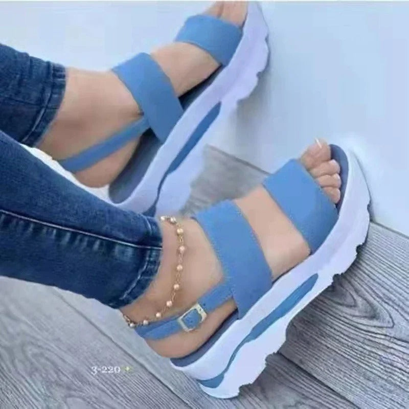 AVP PASSION: Women's Buckle Strap Wedge Sandals