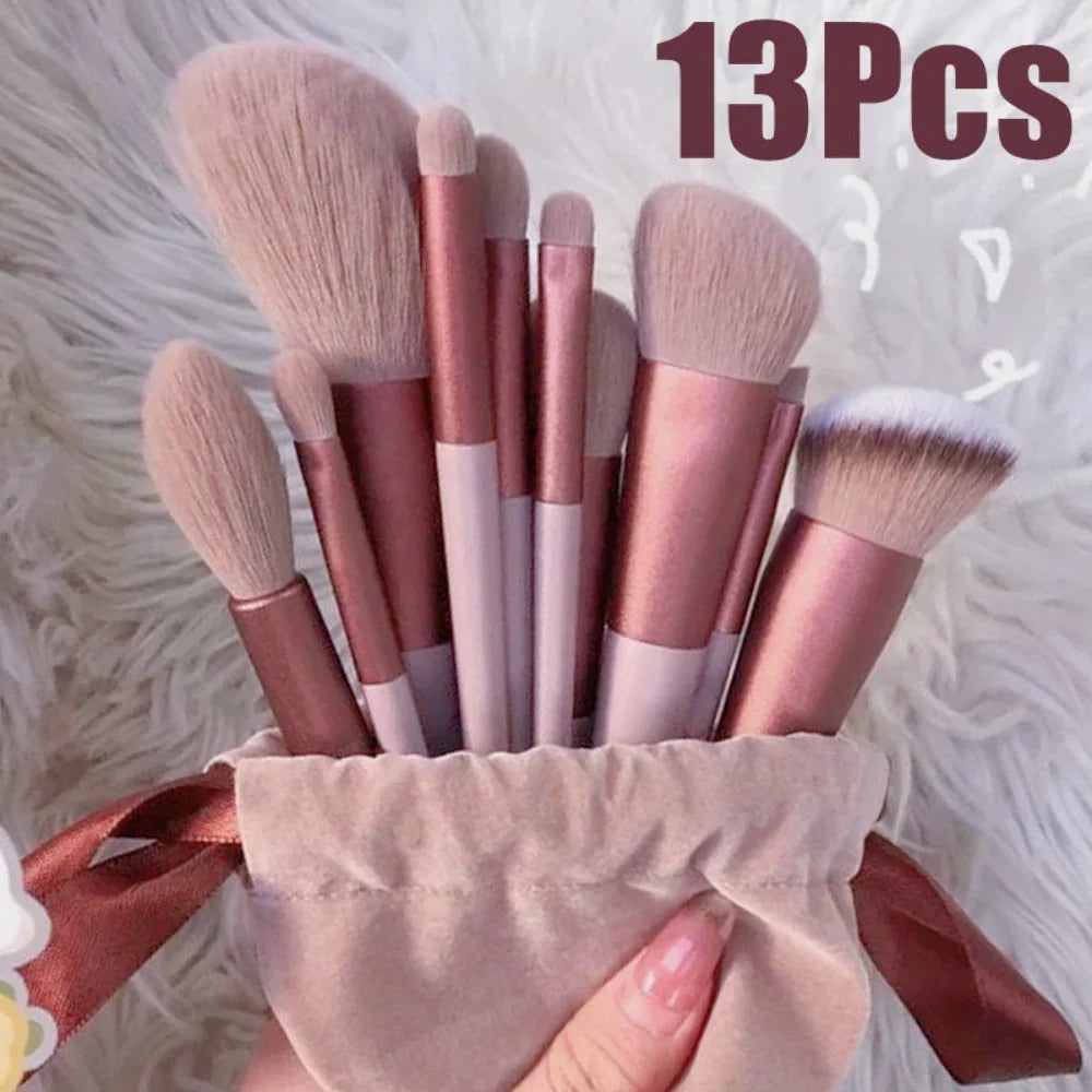 AVP PASSION : Kit de pinceaux de maquillage professionnels 13 pièces