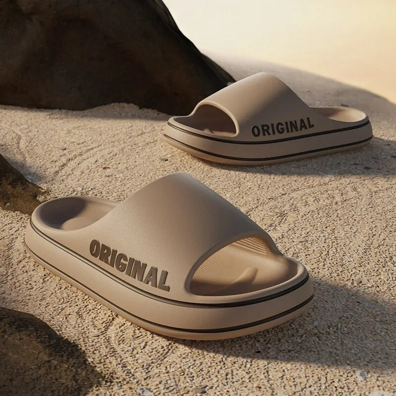 AVP PASSION: Anti-Slip Letter Print EVA Slides