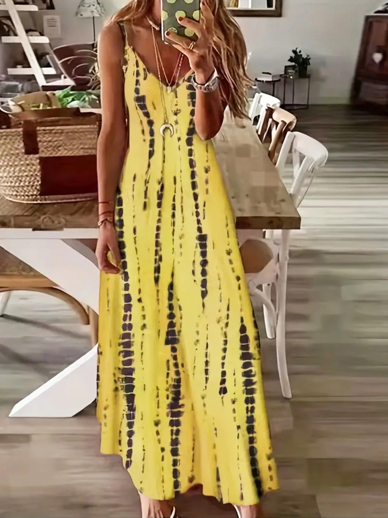 AVP PASSION: Tie-Dye Spaghetti Strap Maxi Dress