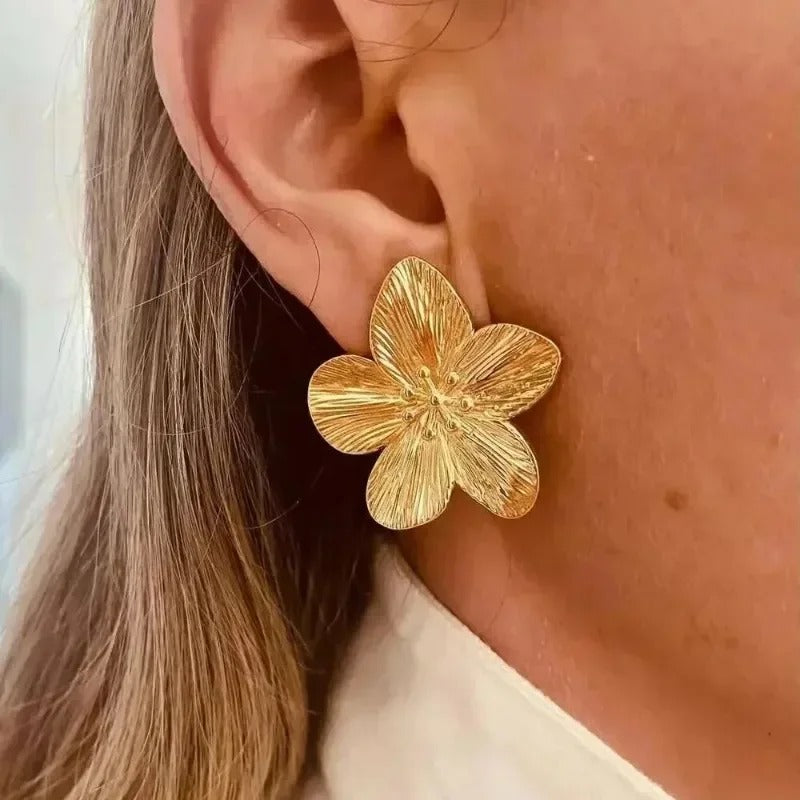 AVP PASSION – Boucles d’Oreilles Fleur Acier Inoxydable