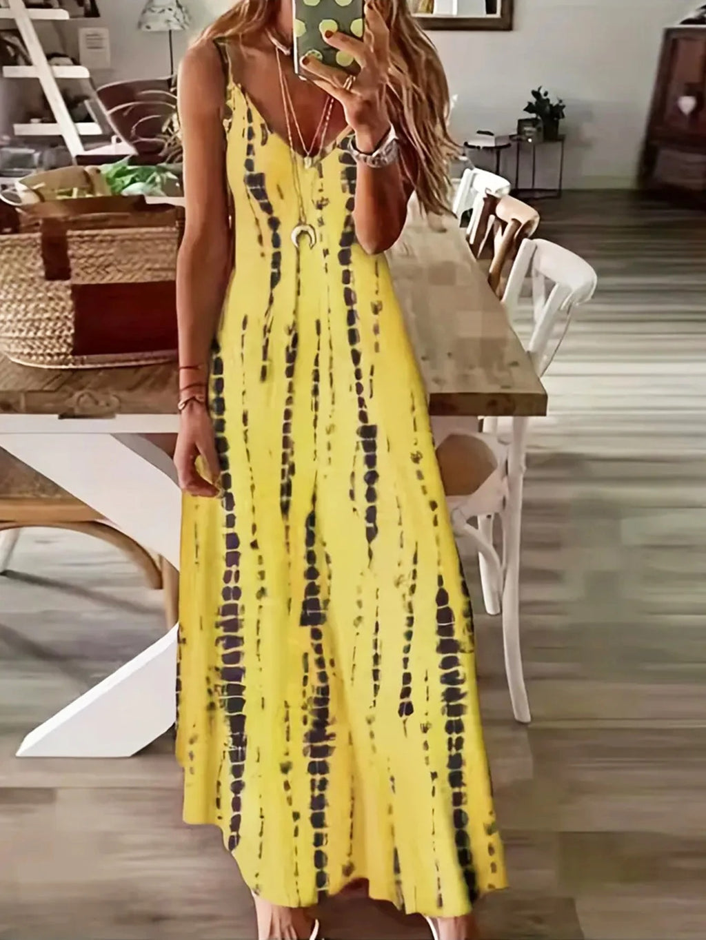 AVP PASSION: Tie-Dye Spaghetti Strap Maxi Dress