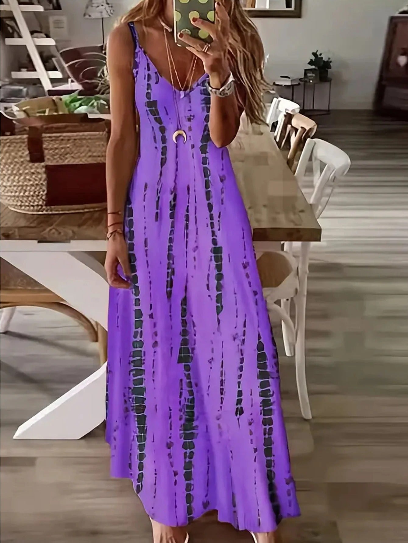 AVP PASSION : Robe longue à bretelles spaghetti tie-dye