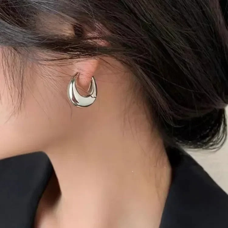 AVP PASSION – Créoles Rétro Plaqué Or